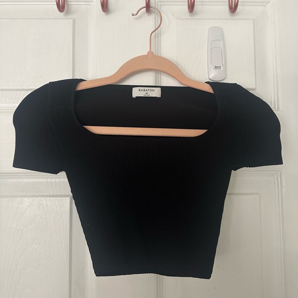 Aritzia Top